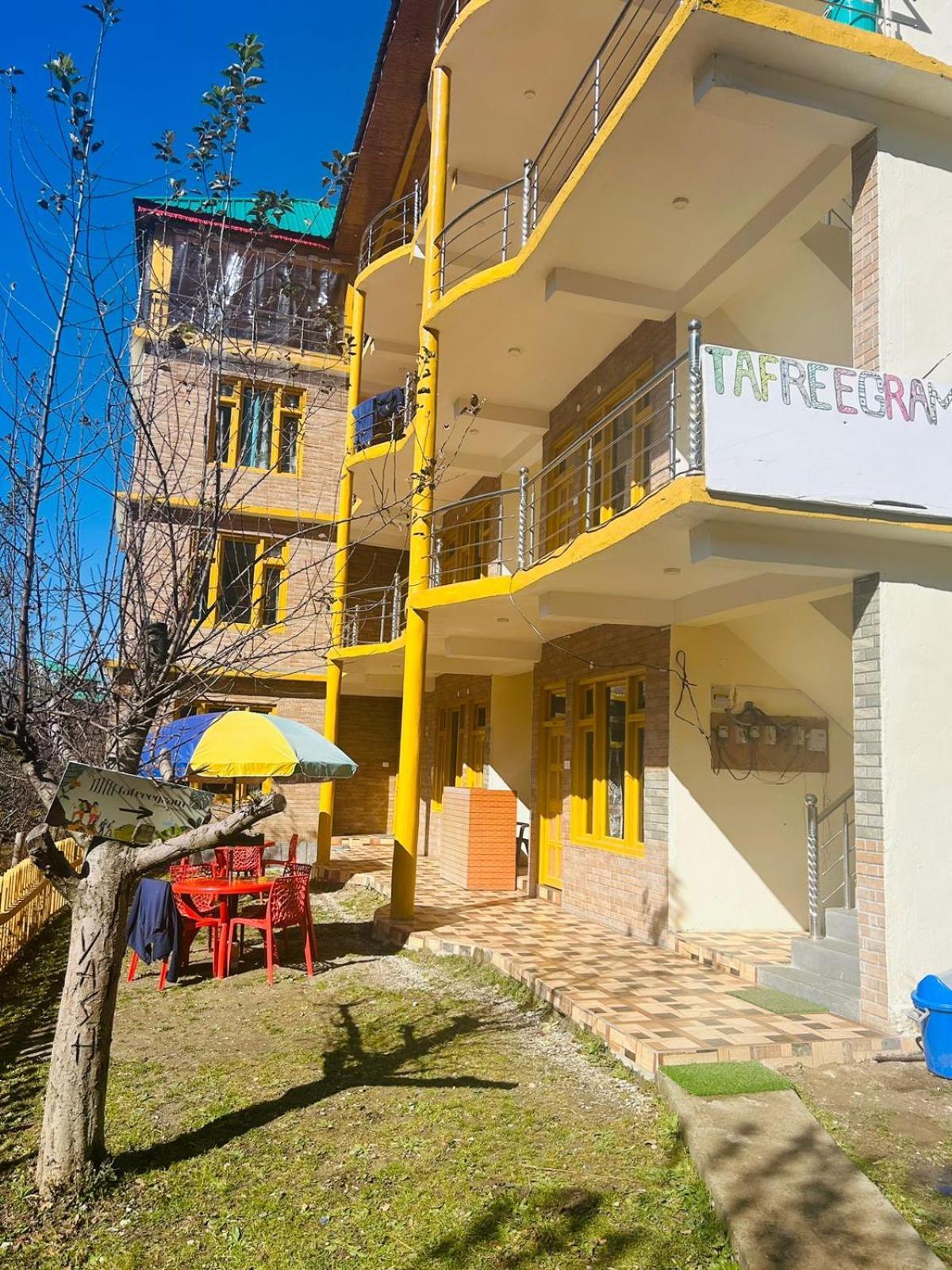 ホテル Tafreegram Kalgha エクステリア 写真